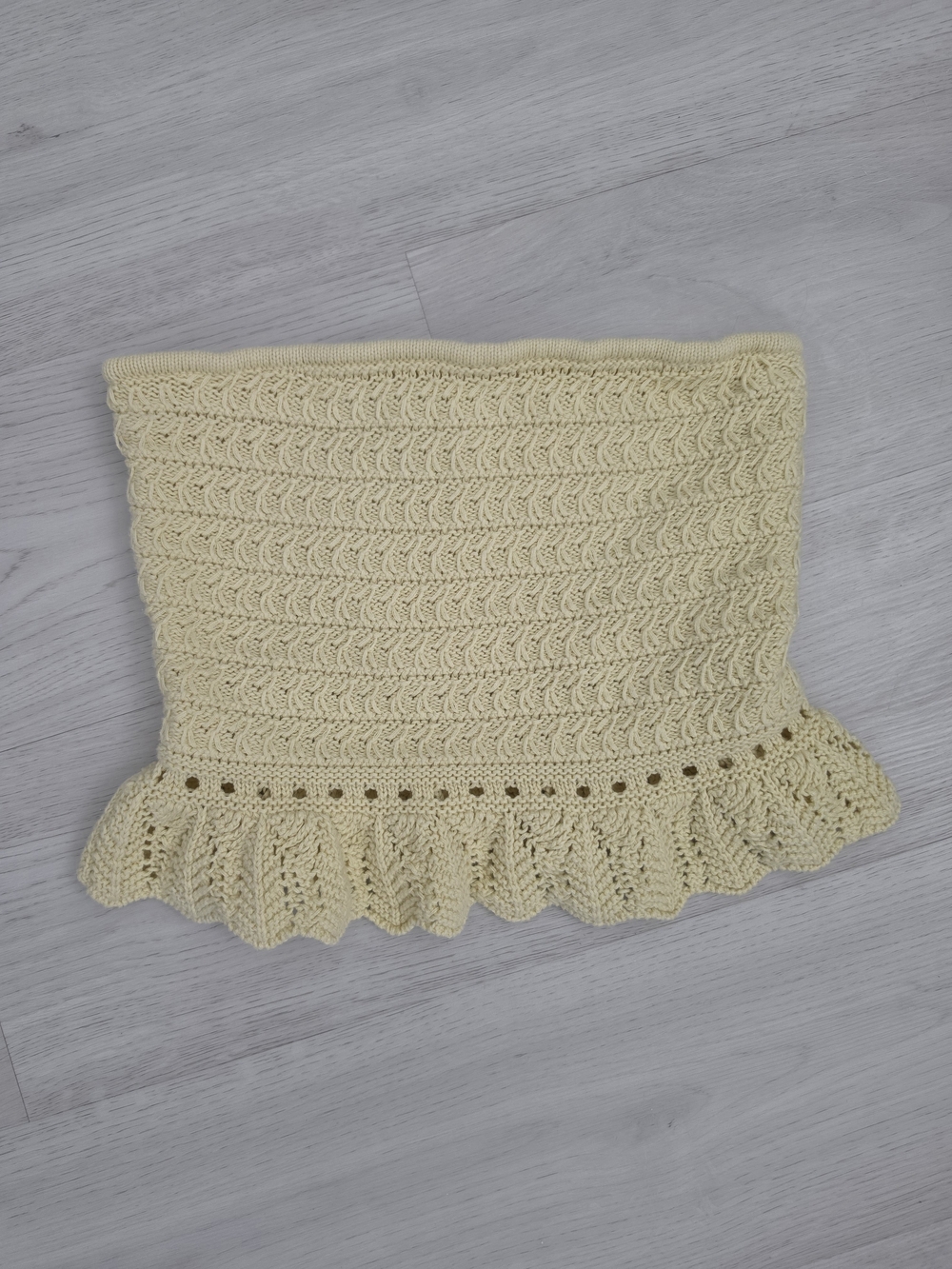 American Eagle Outfitters Cream Crochet Ruffle Tube Top
